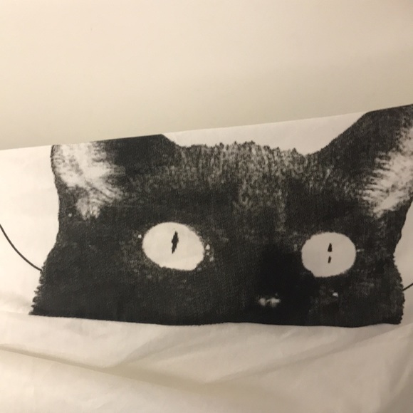 White high-low Cat top - Picture 6 of 6